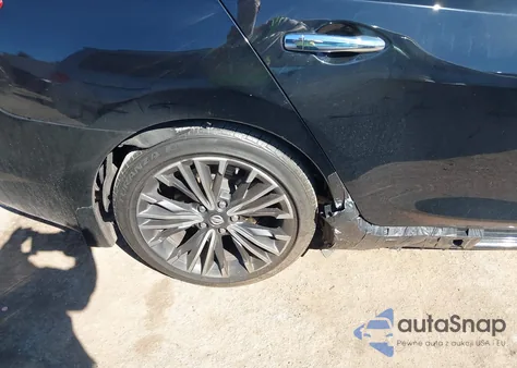 2017 Nissan Maxima 3.5 Platinum z USA, uszkodzony, nr VIN 1N4AA6AP7HC439566